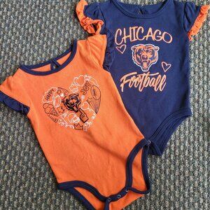 Chicago Bears Baby Outfit LOT of 2 One Piece Bears Love size 3/6 Months NFL D1